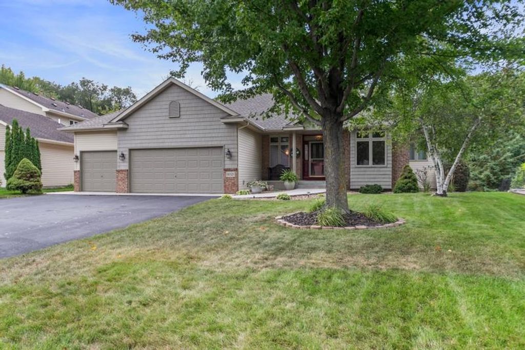 11021 Timberline Drive N, Champlin, MN 55316 — exterior