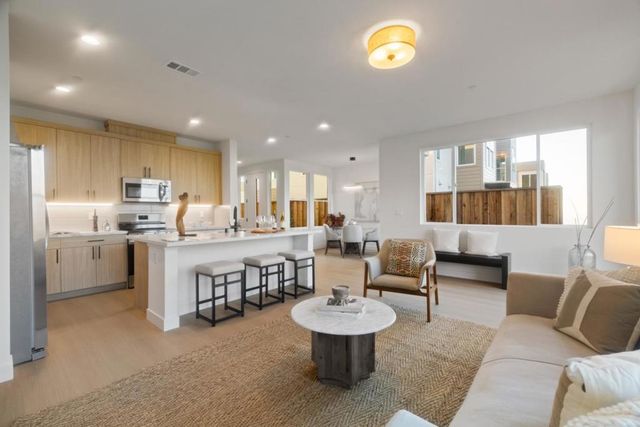 821 Fassler Avenue, Pacifica, CA 94044