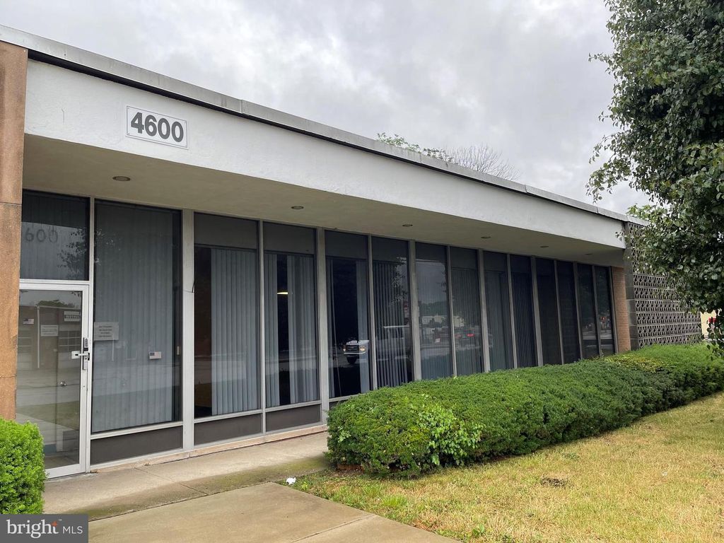 4600 EDGMONT AVE #1, Brookhaven, PA 19015