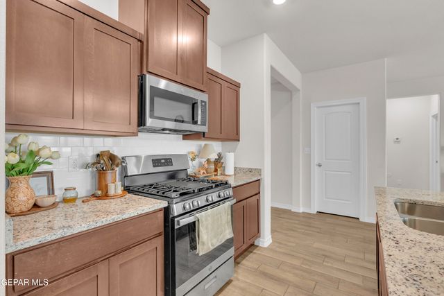 7624 ENCHANTED RIDGE Drive, El Paso, TX 79911