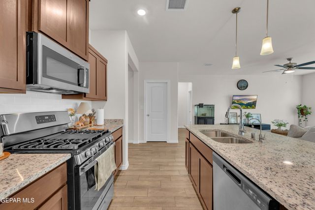 7624 ENCHANTED RIDGE Drive, El Paso, TX 79911