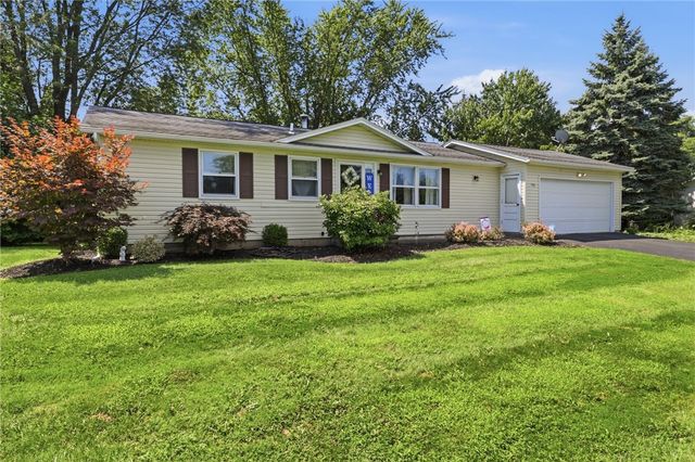 108 Long Wood Dr Drive, Greece, NY 14612