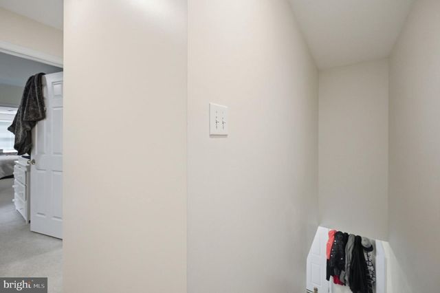 11876 POLAND CT, Remington, VA 22734