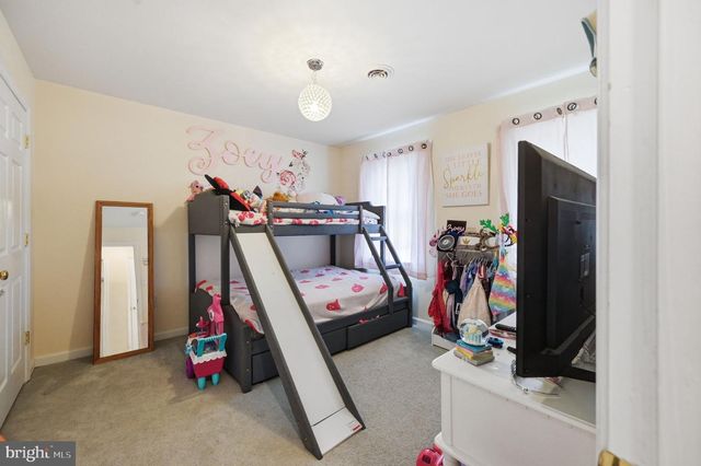 11876 POLAND CT, Remington, VA 22734