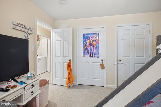 11876 POLAND CT, Remington, VA 22734