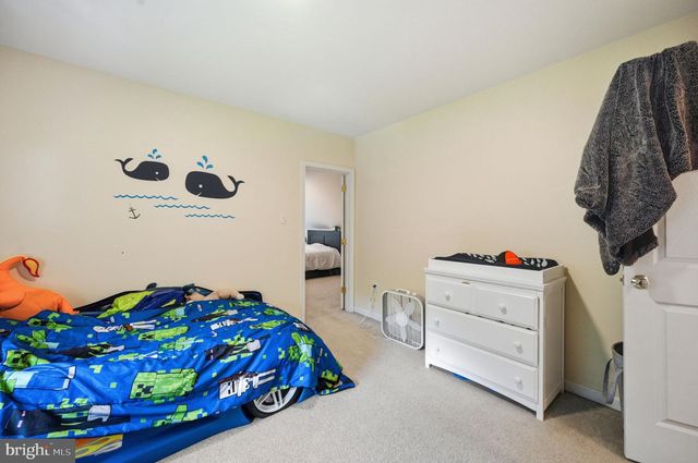 11876 POLAND CT, Remington, VA 22734