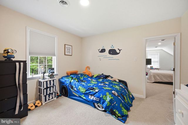 11876 POLAND CT, Remington, VA 22734