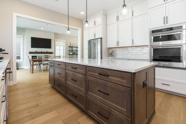 2880 Kobuk Drive, Columbus, OH 43228