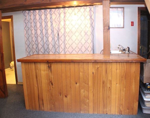 155 Old Palmer Rd, Brimfield, MA 01010