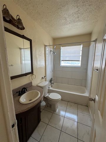 1802 N Douglas Boulevard, Oklahoma City, OK 73141