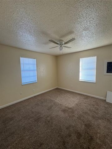 1802 N Douglas Boulevard, Oklahoma City, OK 73141