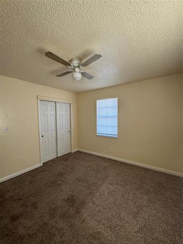 1802 N Douglas Boulevard, Oklahoma City, OK 73141