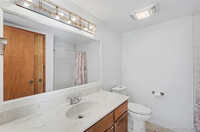 134 Spunky Creek Drive, Catoosa, OK 74015