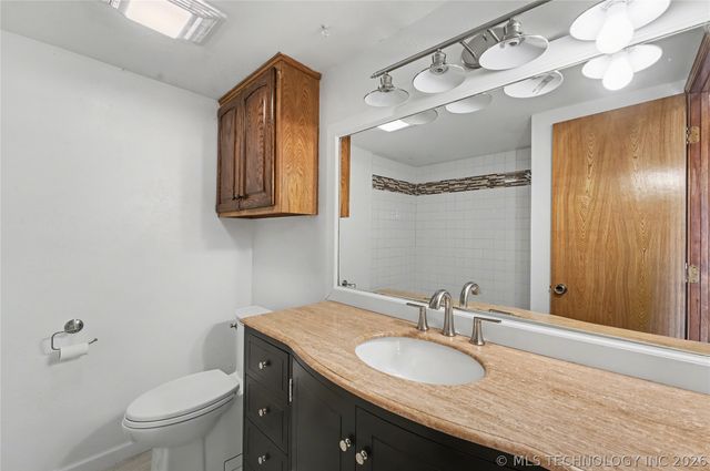 134 Spunky Creek Drive, Catoosa, OK 74015