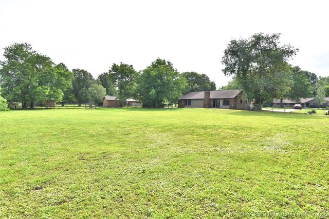 134 Spunky Creek Drive, Catoosa, OK 74015