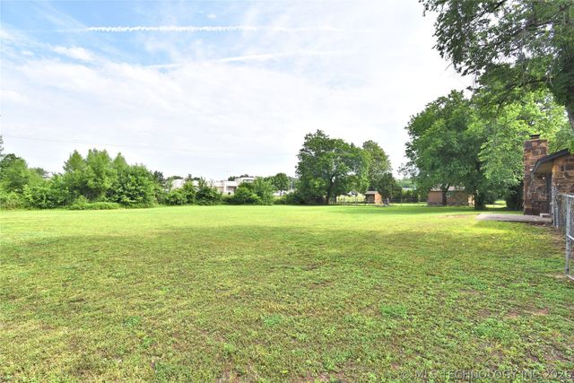 134 Spunky Creek Drive, Catoosa, OK 74015