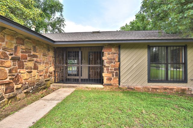 134 Spunky Creek Drive, Catoosa, OK 74015