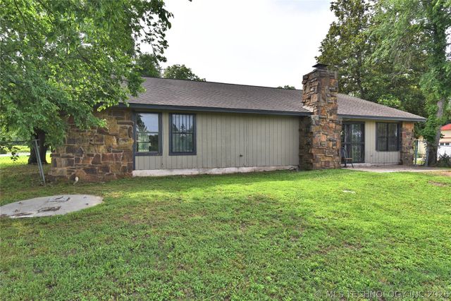 134 Spunky Creek Drive, Catoosa, OK 74015