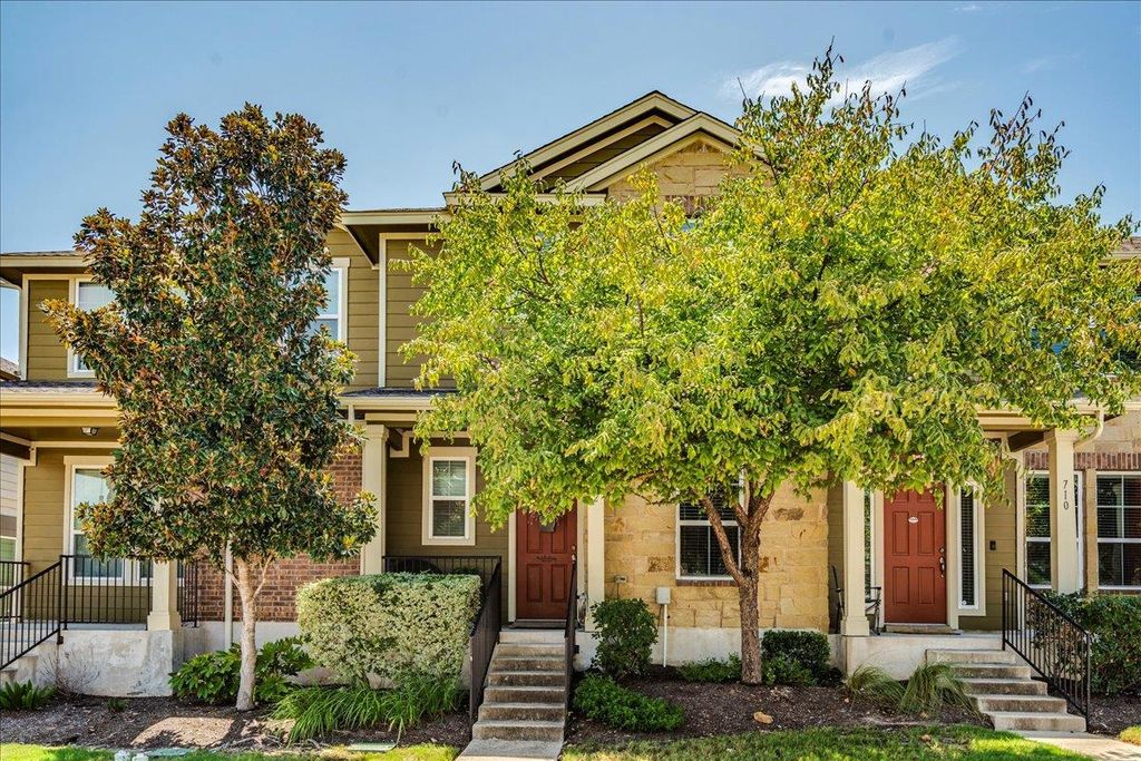 712 Lost Pines LN, Cedar Park, TX 78613