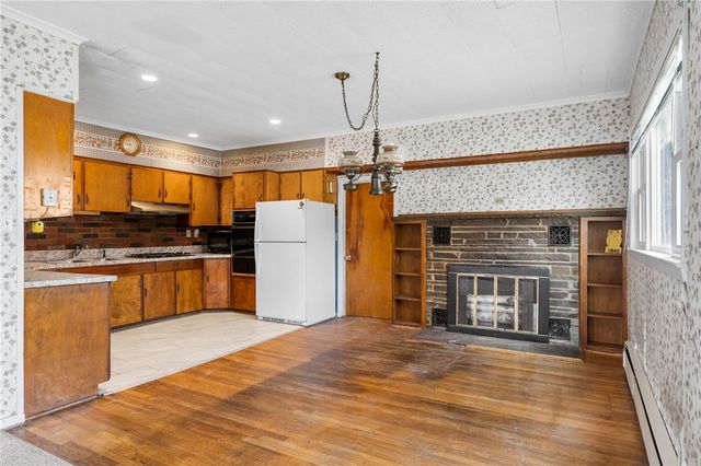 26 Laurel Bank Avenue, Deposit, NY 13754