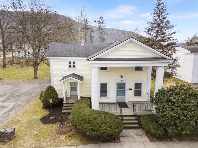 26 Laurel Bank Avenue, Deposit, NY 13754