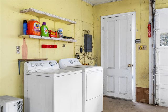 26 Laurel Bank Avenue, Deposit, NY 13754