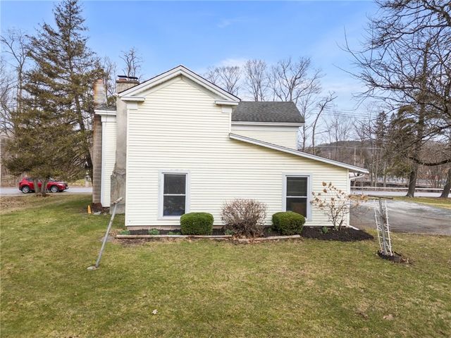 26 Laurel Bank Avenue, Deposit, NY 13754