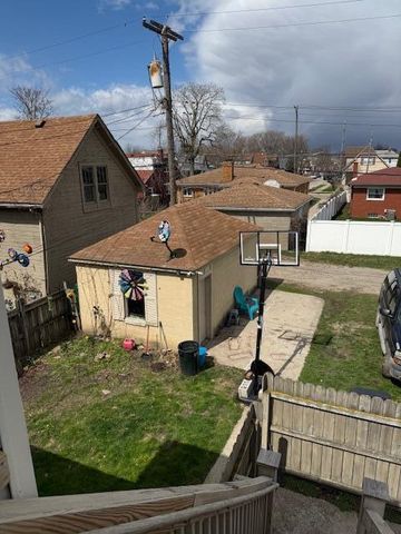 840 Superior Boulevard, Wyandotte City, MI 48192
