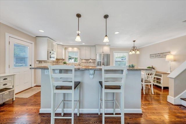 6339 Greenway DR, Roanoke, VA 24019