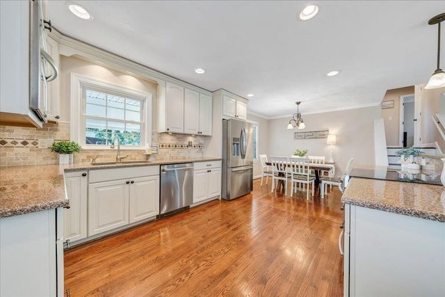 6339 Greenway DR, Roanoke, VA 24019
