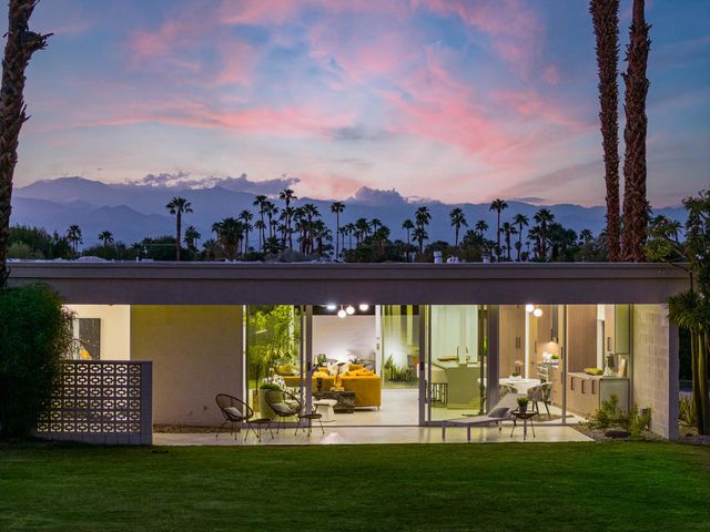 139 Desert Lakes Drive, Palm Springs, CA 92264