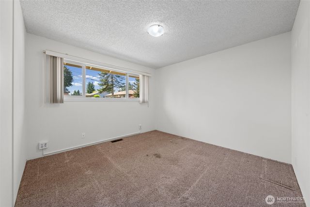 18314 44th Avenue S, Seatac, WA 98188