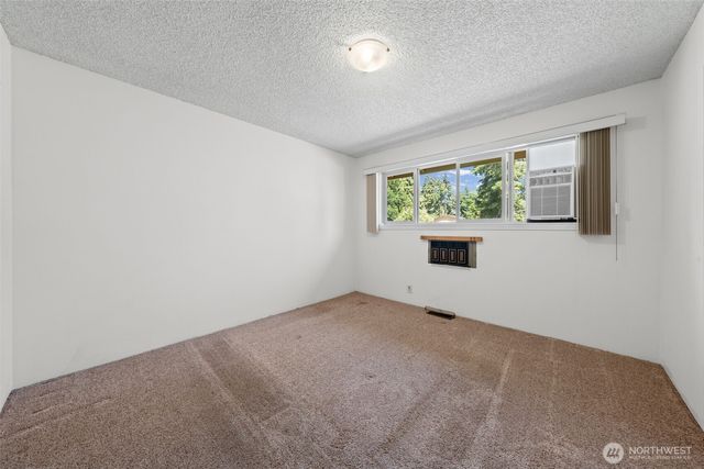 18314 44th Avenue S, Seatac, WA 98188