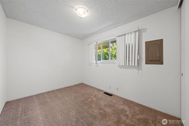 18314 44th Avenue S, Seatac, WA 98188