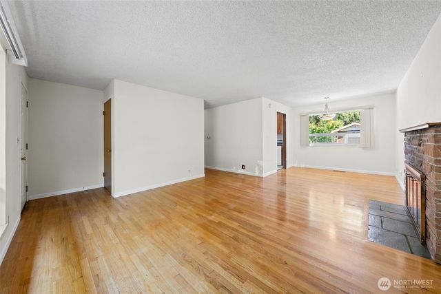 18314 44th Avenue S, Seatac, WA 98188