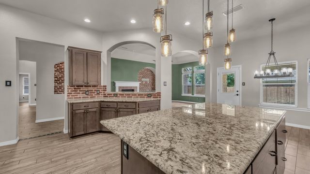 116 Clyde Drive, Aledo, TX 76008
