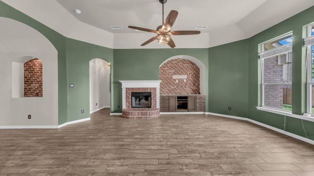 116 Clyde Drive, Aledo, TX 76008