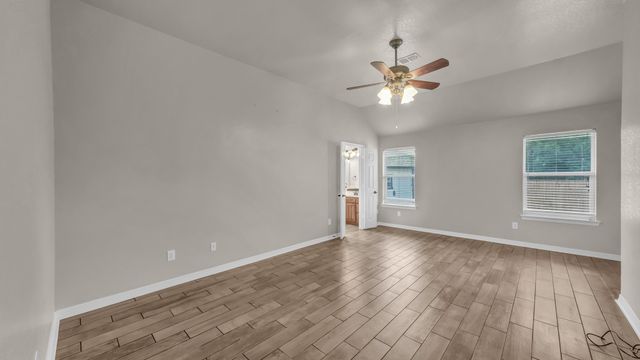 116 Clyde Drive, Aledo, TX 76008