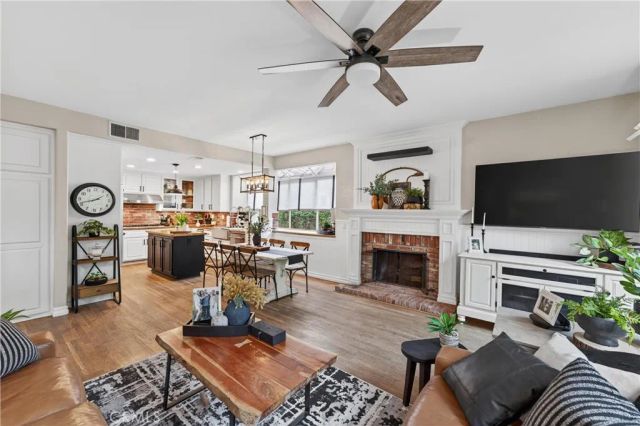 21352 Silvertree Lane, Rancho Santa Margarita, CA 92679