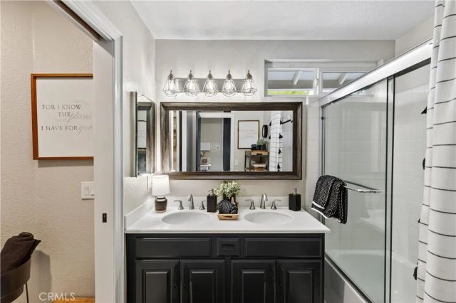 21352 Silvertree Lane, Rancho Santa Margarita, CA 92679