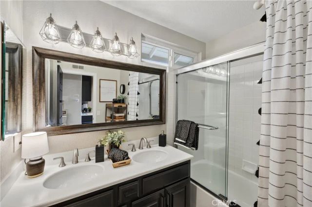 21352 Silvertree Lane, Rancho Santa Margarita, CA 92679