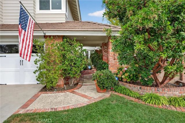 21352 Silvertree Lane, Rancho Santa Margarita, CA 92679