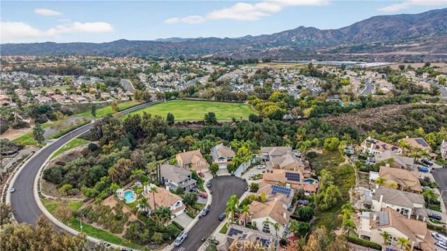 21352 Silvertree Lane, Rancho Santa Margarita, CA 92679