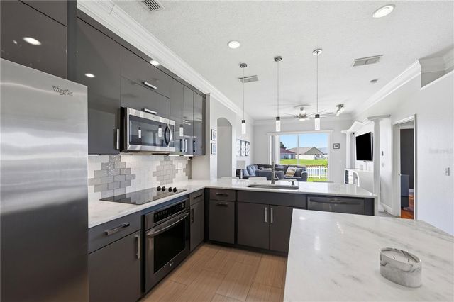 2704 EAGLE CREEK COURT, Kissimmee, FL 34746