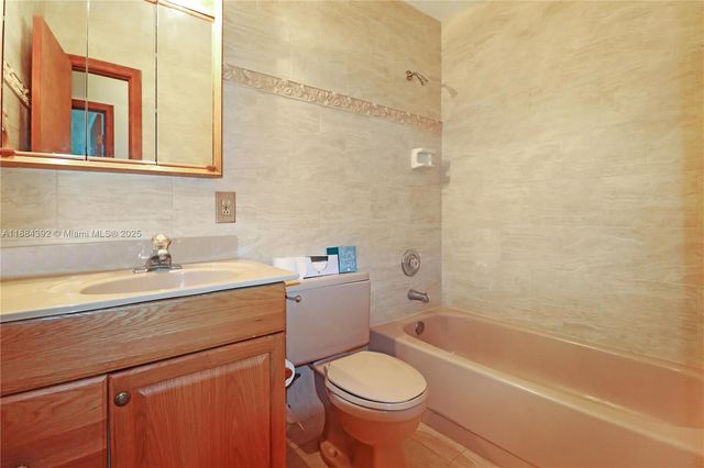 9220 SW 78th Ct, Miami, FL 33156