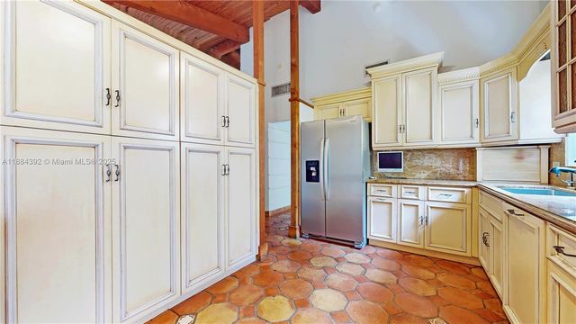 9220 SW 78th Ct, Miami, FL 33156
