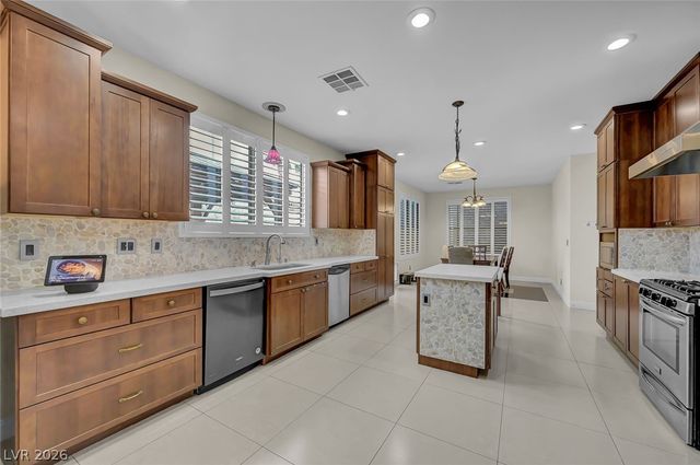 518 Chance Cove Drive, Henderson, NV 89052