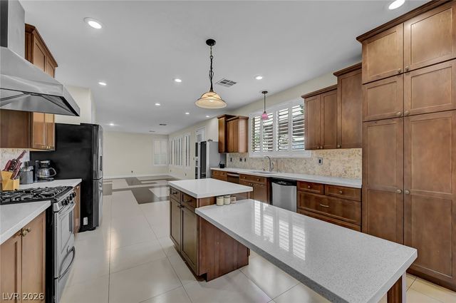 518 Chance Cove Drive, Henderson, NV 89052