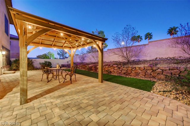 518 Chance Cove Drive, Henderson, NV 89052