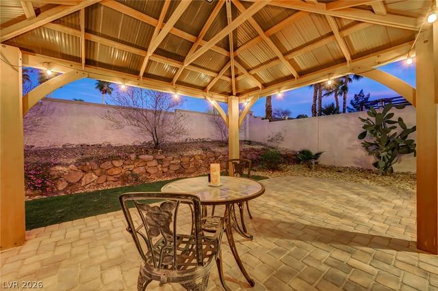 518 Chance Cove Drive, Henderson, NV 89052